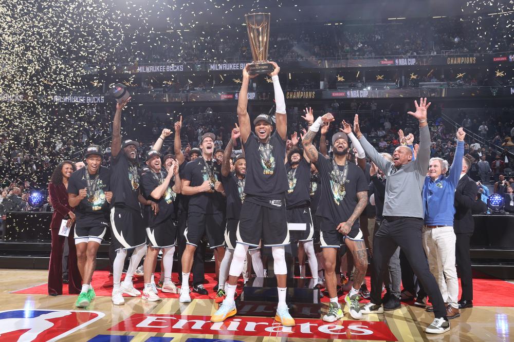 足球规则争 足球规则争