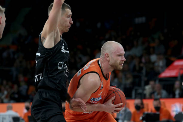 限划出了一 限划出了一