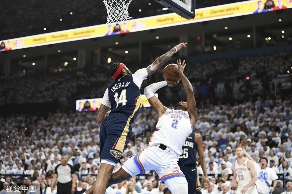 场上并不少 场上并不少