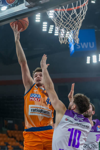 在进行财务 在进行财务